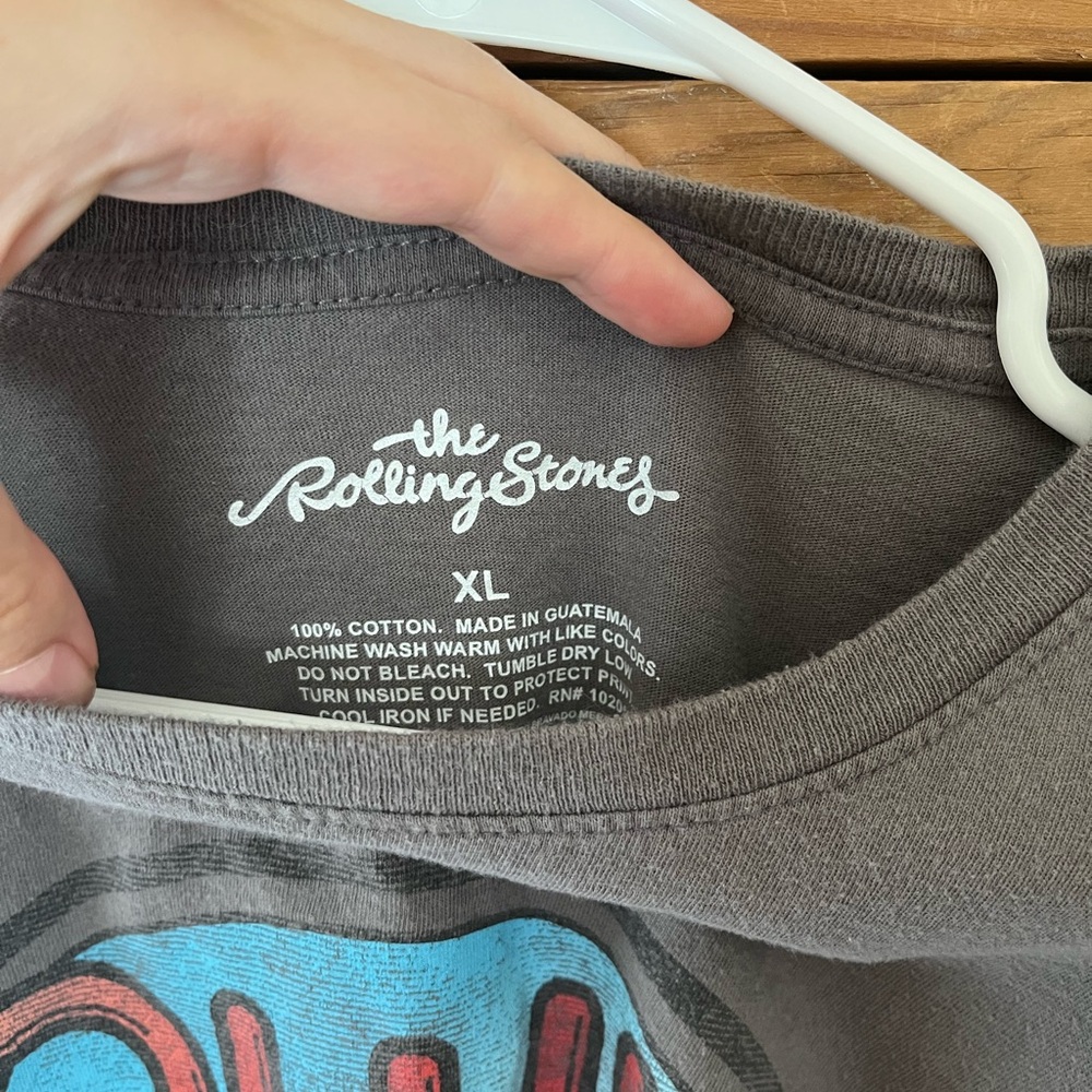 The Rolling Stones Tee - Charcoal Gray with Multicolor Logo - Picture 4 of 5